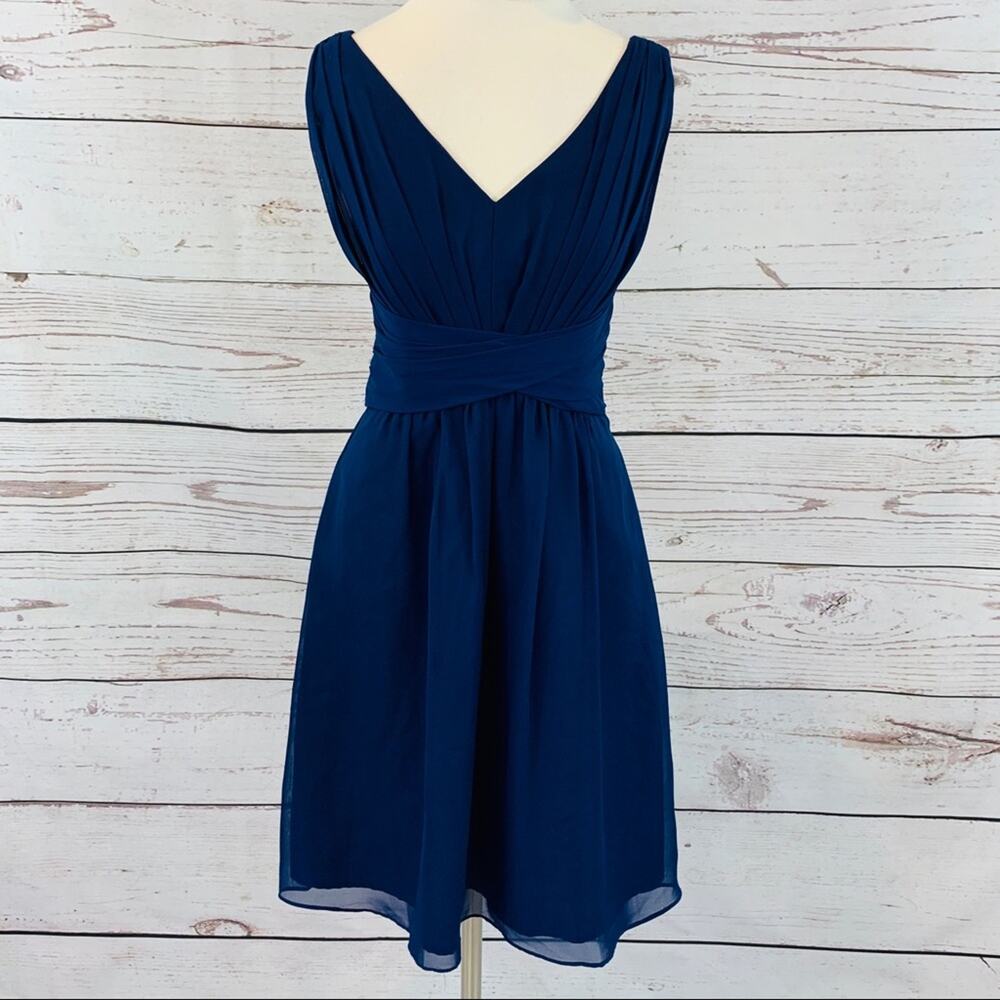 Dove & Dahlia navy blue pockets ruched top